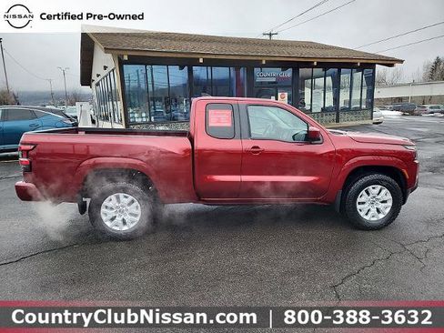 Certified 2022 Nissan Frontier SV w/ Technology Package image 9