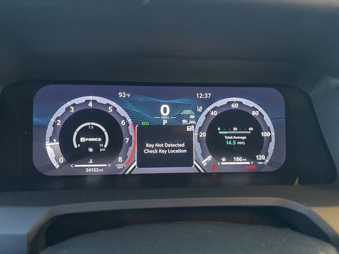 Used 2024 Toyota Tacoma TRD Sport image 5