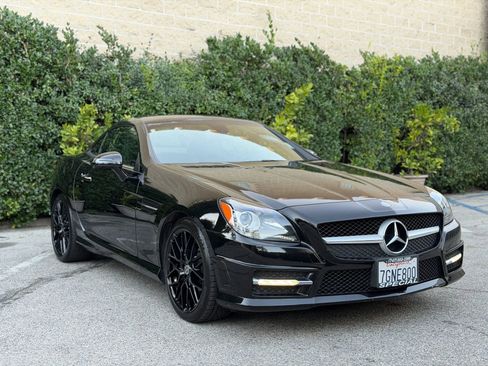 Used 2012 Mercedes-Benz SLK 350 image 7