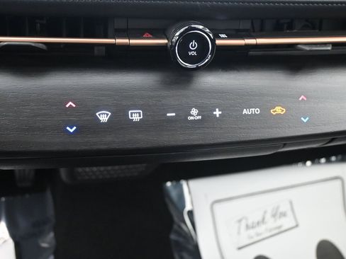 Used 2023 Nissan Ariya AWD image 15