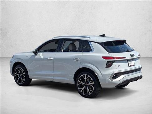New 2026 Audi Q3 quattro 2.0T AWD/4WD image 7