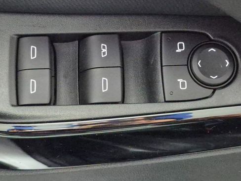 New 2026 Chevrolet Equinox LT w/ Convenience Package II image 15