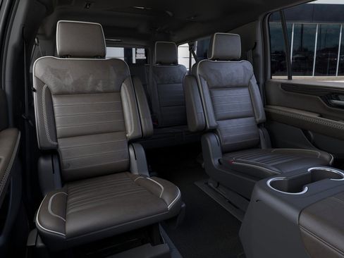 New 2026 GMC Yukon XL Denali Ultimate image 18