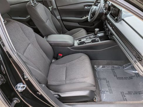 Used 2025 Honda Accord LX image 30