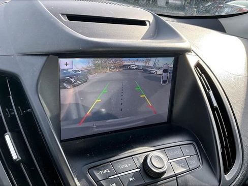 Used 2018 Ford Escape SEL image 11