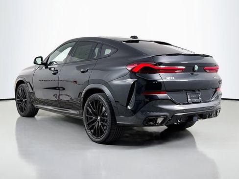 New 2026 BMW X6 xDrive40i w/ Climate Comfort Package image 5