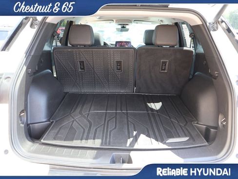 Used 2023 Chevrolet Blazer LT w/ Sound & Technology Package FWD image 15