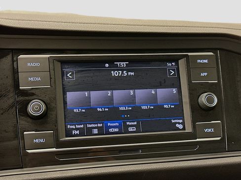 Used 2024 Volkswagen Jetta S image 21