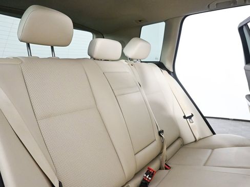 Used 2014 Mercedes-Benz GLK 350 2WD image 21