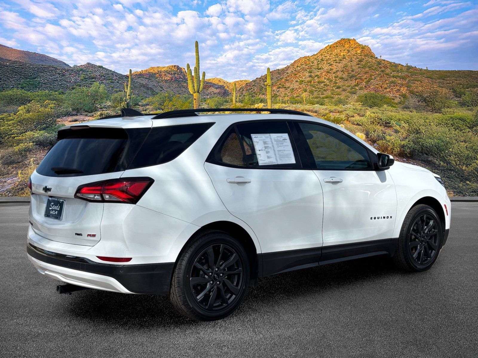 Used 2023 Chevrolet Equinox RS AWD/4WD image 4