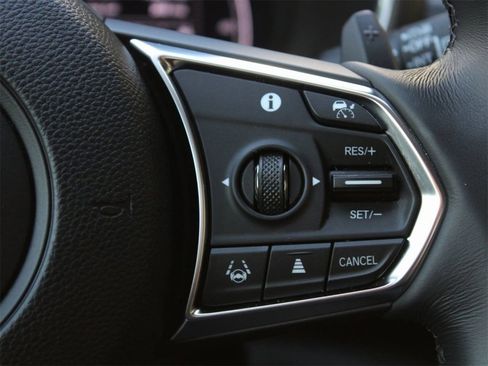 Used 2025 Acura MDX FWD image 30