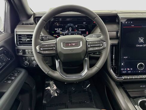 New 2026 GMC Yukon AT4 AWD/4WD image 23
