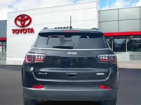 Used 2024 Jeep Compass Latitude AWD/4WD image 7