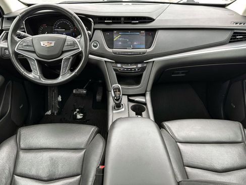 Used 2019 Cadillac XT5 Luxury image 12