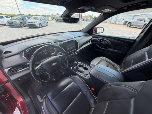 Used 2023 Chevrolet Traverse Premier w/ LPO, Floor Liner Package AWD/4WD image 14