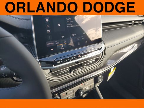 New 2026 Jeep Compass Latitude image 14