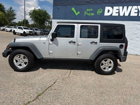 Used 2008 Jeep Wrangler Unlimited X AWD/4WD image 2