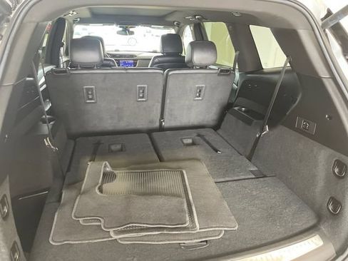 Used 2024 Cadillac XT6 Luxury FWD image 19