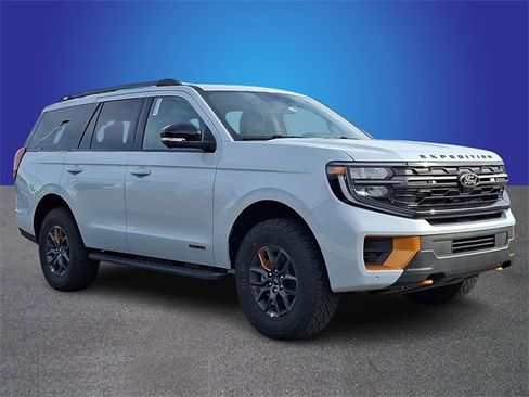 New 2026 Ford Expedition Tremor image 2