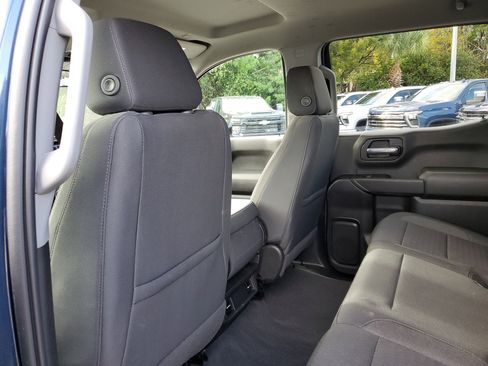 Used 2022 Chevrolet Silverado 1500 Custom image 11