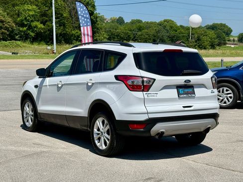 Used 2017 Ford Escape SE w/ Equipment Group 201A AWD/4WD image 6