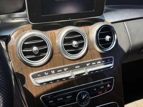 Used 2018 Mercedes-Benz C 300 Sedan image 19