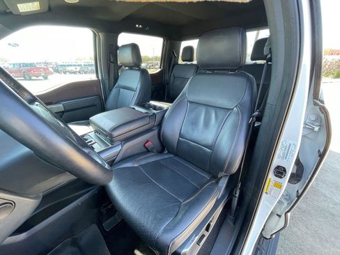 Used 2022 Ford F150 Lariat w/ Equipment Group 502A High image 9