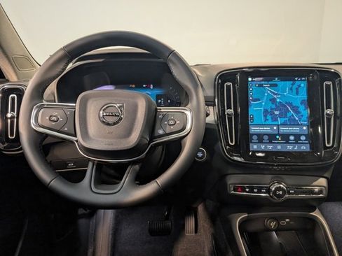 New 2026 Volvo XC40 B5 Plus w/ Protection Package Premier image 14