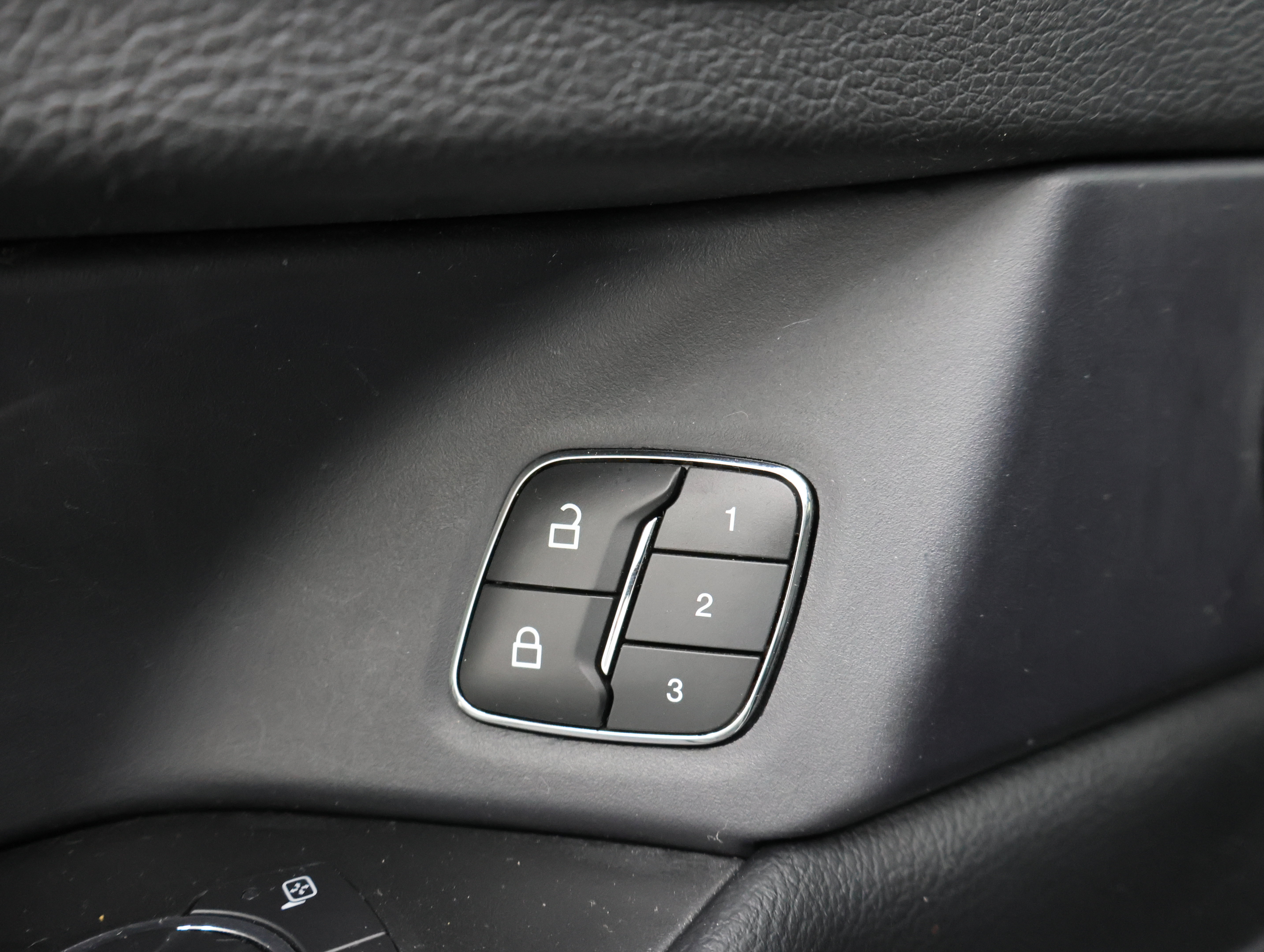 Used 2021 Ford Expedition Max Limited AWD/4WD image 42