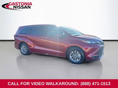 Used 2025 Toyota Sienna XLE