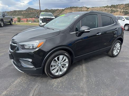 Used 2018 Buick Encore Preferred FWD image 3