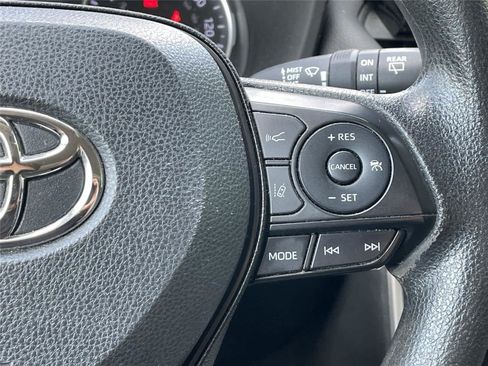 Used 2019 Toyota RAV4 XLE w/ Convenience Package AWD/4WD image 23