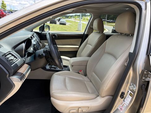 Used 2018 Subaru Outback 2.5i Limited AWD/4WD image 27