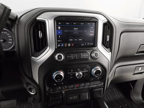 Used 2019 GMC Sierra 1500 Elevation image 17