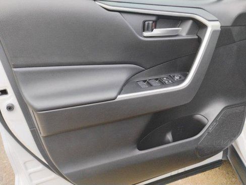 Certified 2023 Toyota RAV4 XLE image 7