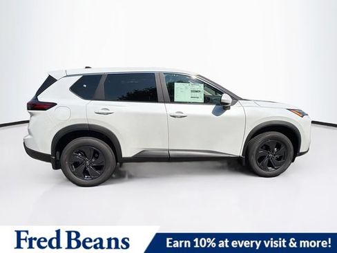 New 2026 Nissan Rogue SV w/ Cold Weather Package AWD/4WD image 10