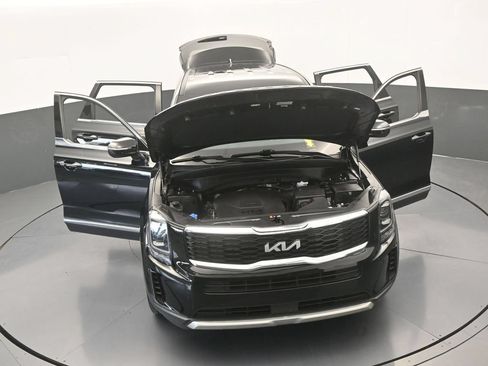 Used 2022 Kia Telluride LX FWD image 74