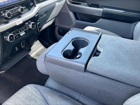 Used 2022 Ford F150 XLT w/ Equipment Group 301A Mid image 19