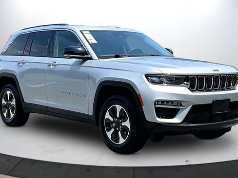 Certified 2022 Jeep Grand Cherokee Limited 4xe AWD/4WD image 2