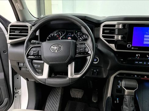 Used 2022 Toyota Tundra SR5 image 17