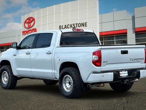 Used 2021 Toyota Tundra Platinum AWD/4WD image 5