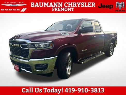 Used 2025 RAM 1500 Big Horn AWD/4WD image 2