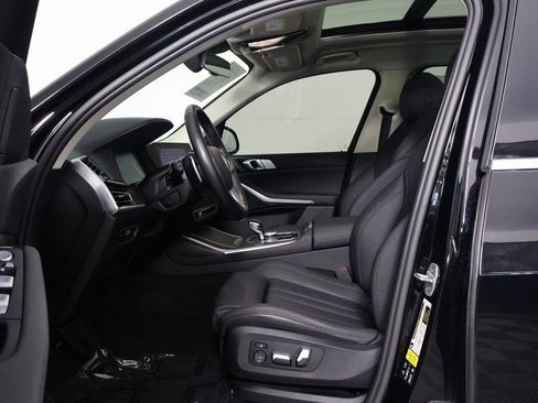 Used 2021 BMW X7 xDrive40i w/ Parking Assistance Package image 10