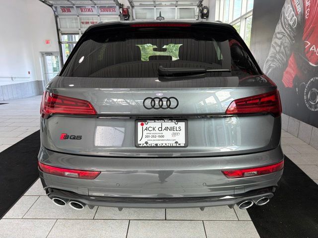 Used 2023 Audi SQ5 Premium Plus w/ Premium Plus Package AWD/4WD image 4