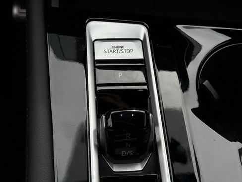 New 2026 Volkswagen Atlas Cross Sport SEL Premium R-Line image 16