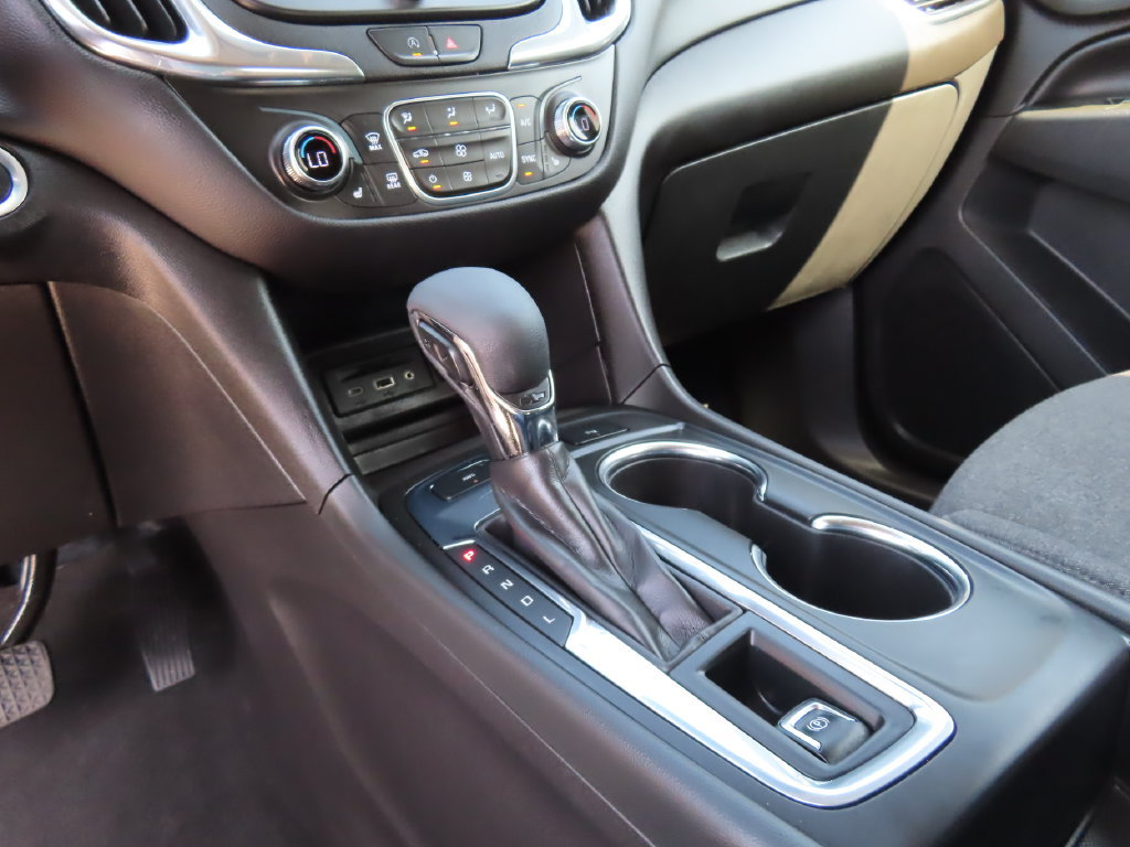 Used 2023 Chevrolet Equinox LT AWD/4WD image 22