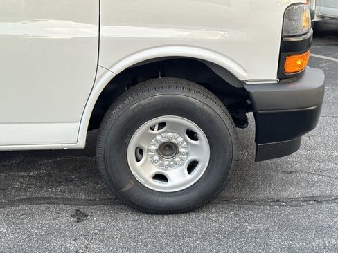 New 2026 Chevrolet Express 2500 w/ Driver Convenience Package RWD image 8