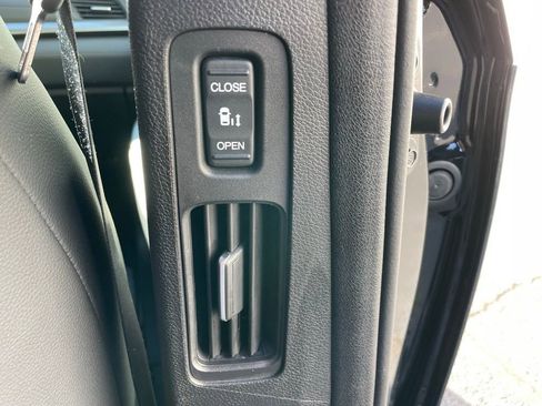 Certified 2025 Honda Odyssey EX-L image 38