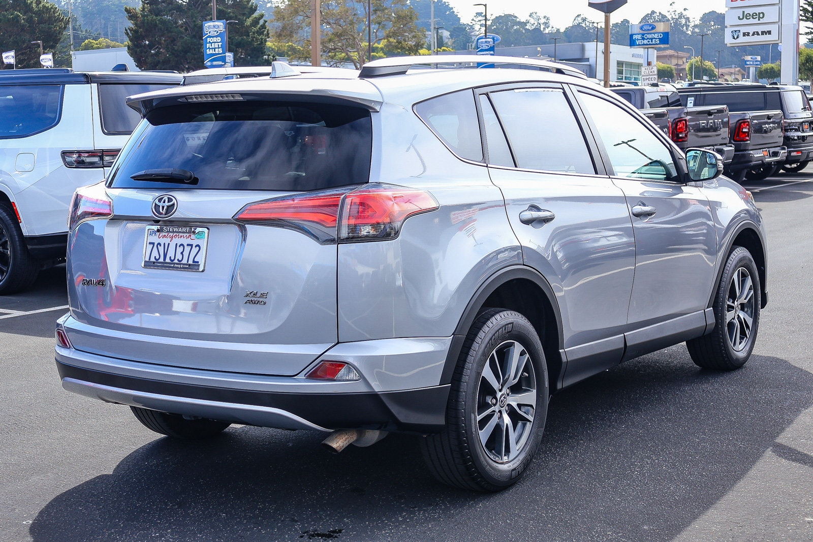 Used 2016 Toyota RAV4 XLE AWD/4WD image 20