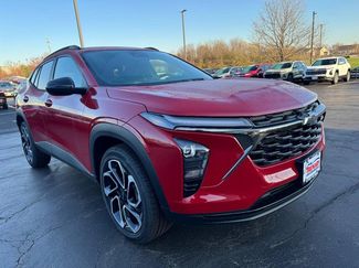 New 2026 Chevrolet Trax RS w/ Sunroof Package video 2